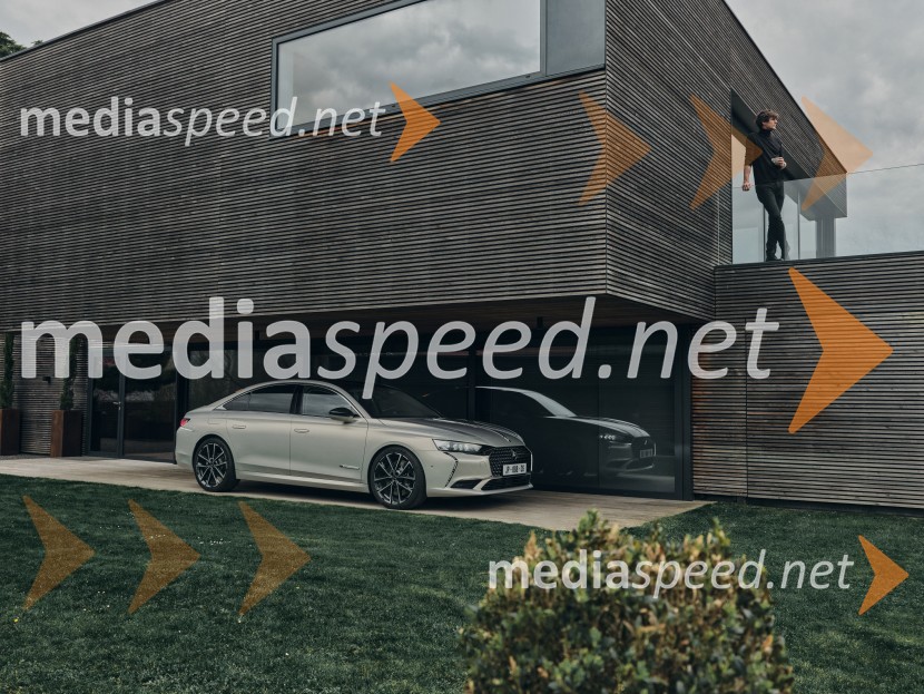 DS 9 modelno leto 23: nove tehnologije, nove notranjosti in kolekcija ESPRIT DE VOYAGE