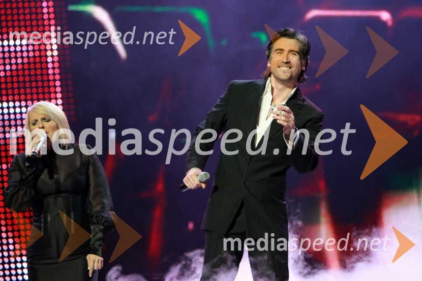 Alenka Godec in Jan Plestenjak, pevcaViktorji 2008, dogajanje na odru in v dvorani