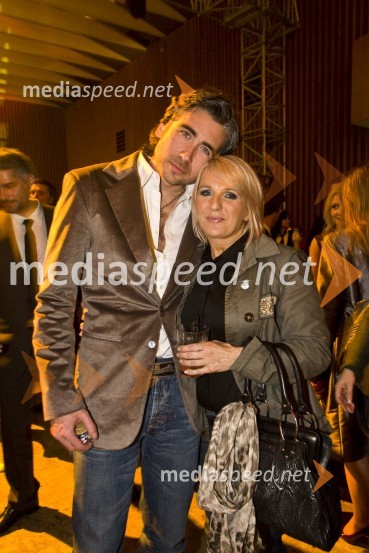 Jan Plestenjak in Alenka Godec, pevcaViktorji 2008, zaključna zabava na Gospodarskem razstavišču