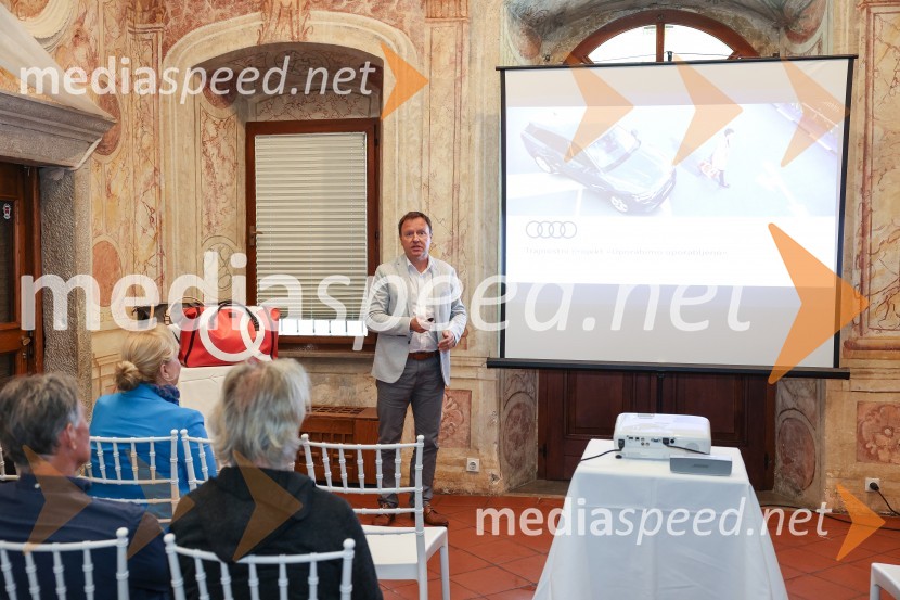  Samo Pagon, vodja marketinga znamke Audi pri podjetju Porsche Slovenija d.o.o.Novi Audi Q8 e-tron, predstavitev
