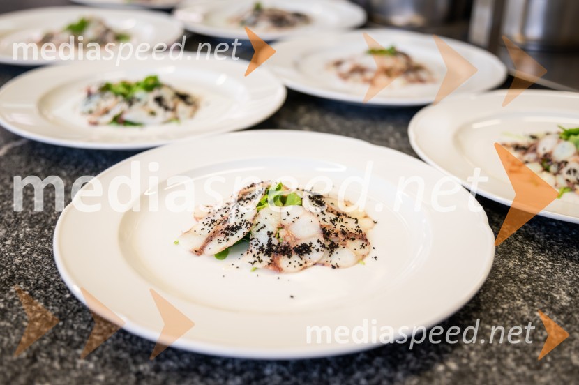 Maturanti Srednje šole za gostinstvo in turizem Maribor zavrteli kuhalnice