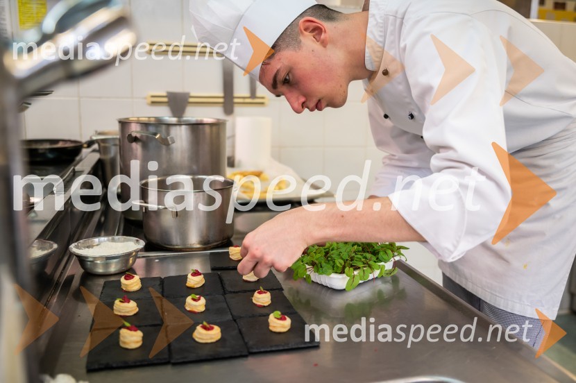 Maturanti Srednje šole za gostinstvo in turizem Maribor zavrteli kuhalnice