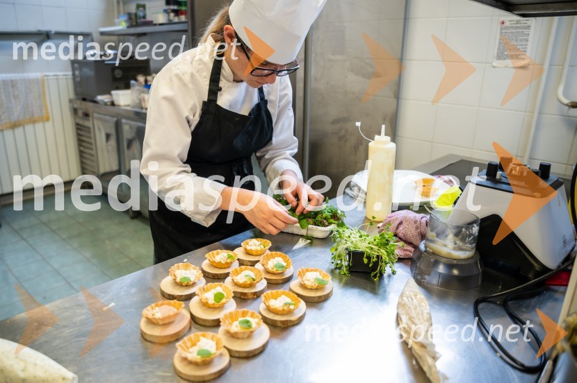 Maturanti Srednje šole za gostinstvo in turizem Maribor zavrteli kuhalnice
