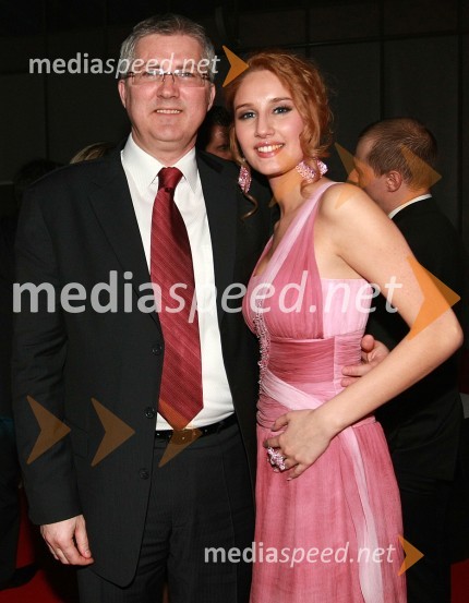 Anton Štihec, župan občine Murska Sobota in Anamarija Avbelj, Miss Universe 2008  	 
	Viktorji 2008, zaključna zabava na Gospodarskem razstavišču