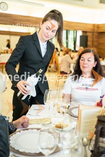 Maturanti Srednje šole za gostinstvo in turizem Maribor zavrteli kuhalnice