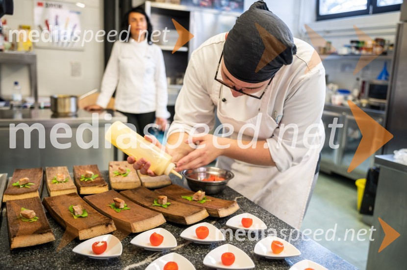 Maturanti Srednje šole za gostinstvo in turizem Maribor zavrteli kuhalnice