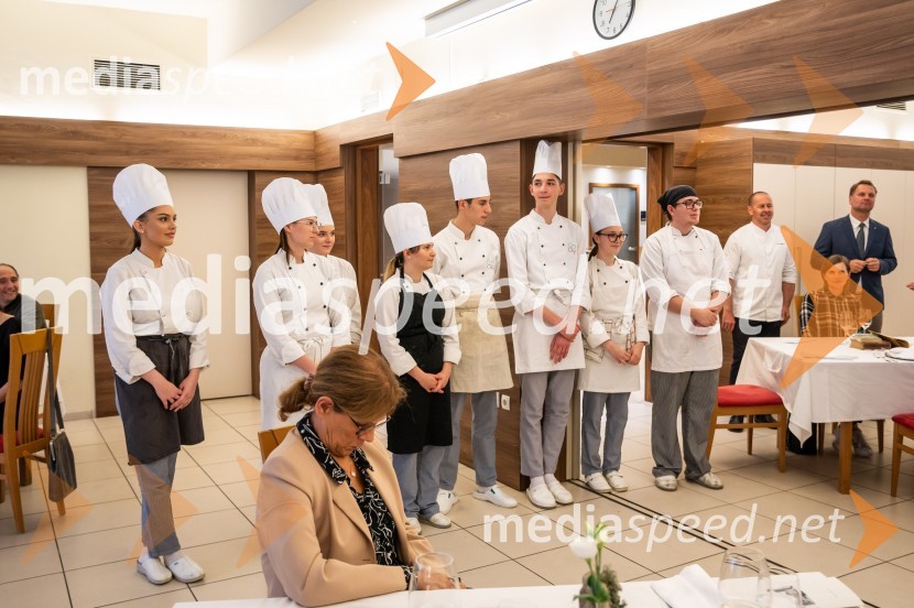 Maturanti Srednje šole za gostinstvo in turizem Maribor zavrteli kuhalnice