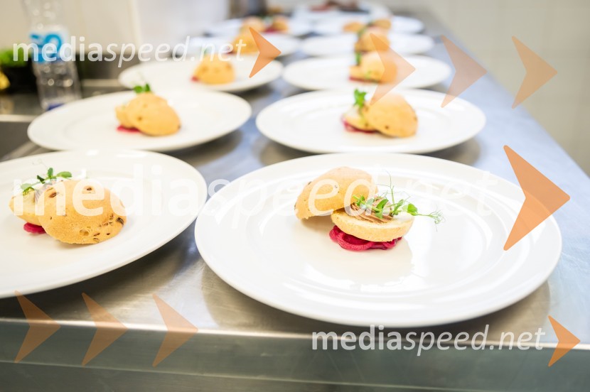 Maturanti Srednje šole za gostinstvo in turizem Maribor zavrteli kuhalnice