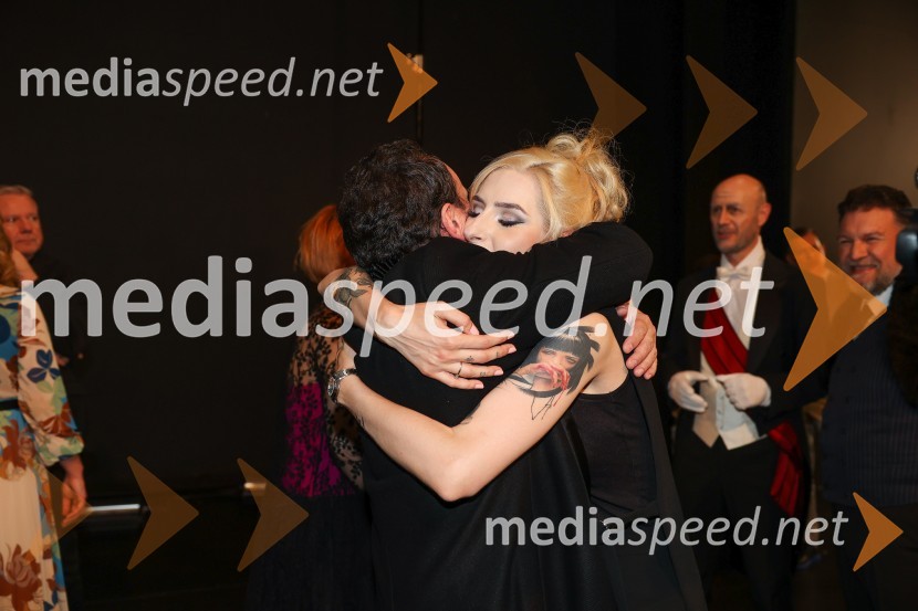  Dejan Maksimilijan Vrbančič, operni pevec;  Sara Briški Cirman - Raiven, pevka, harfistkaEvgenij Onjegin, premiera opere na odru SNG Opera in balet Ljubljana