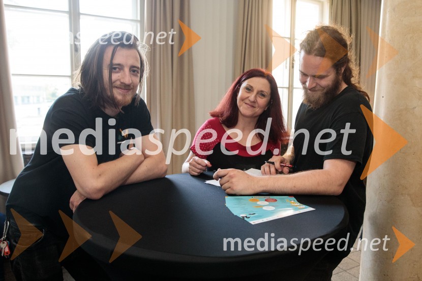  ... ;  Bjanka Kršmanc, pomočnica direktorice, Pionirski dom;  ... Slavnostna prireditev ob 60-letnici Pionirskega doma