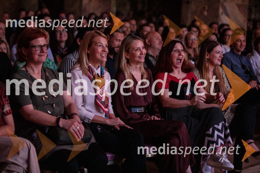  ... ;  Tjaša Ficko, podžupanja, Mestna občina Ljubljana;  Barbara Murn Vrviščar, direktorica Pionirskega doma;  Bjanka Kršmanc, pomočnica direktorice, Pionirski dom;  Tadeja  Vovk, vodja oddelka tujih jezikov in kulturSlavnostna prireditev ob 60-letnici Pionirskega doma