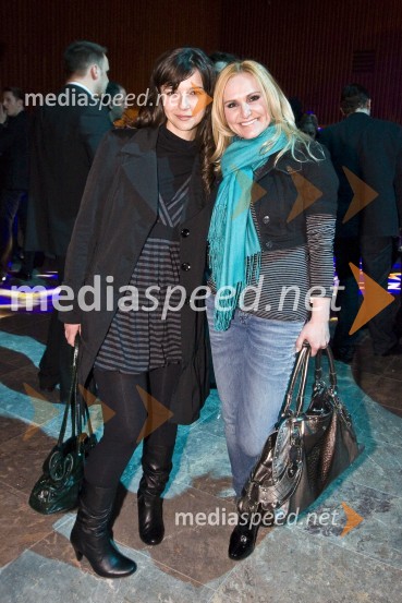 Severa Gjurin in Nuša Derenda, pevkiViktorji 2008, zaključna zabava na Gospodarskem razstavišču