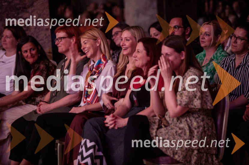  ... ;  Tjaša Ficko, podžupanja, Mestna občina Ljubljana;  Barbara Murn Vrviščar, direktorica Pionirskega doma;  Bjanka Kršmanc, pomočnica direktorice, Pionirski dom;  Tadeja  Vovk, vodja oddelka tujih jezikov in kulturSlavnostna prireditev ob 60-letnici Pionirskega doma