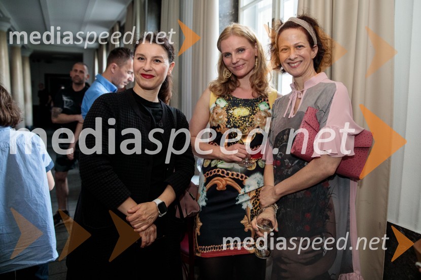  Živa Ploj Peršuh, dirigentka;  Eva Moškon, pevka;  Nika  Veger, stilistkaSlavnostna prireditev ob 60-letnici Pionirskega doma