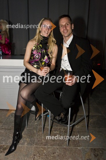 Aljaž Pegan, gimnastičar in njegovo dekle NinaViktorji 2008, zaključna zabava na Gospodarskem razstavišču