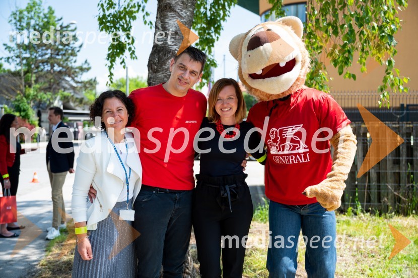  ... ;  Rok Terkaj - Trkaj, raper;  Vanja Hrovat, predsednica uprave, GeneraliPrva 3D zebra v Celju