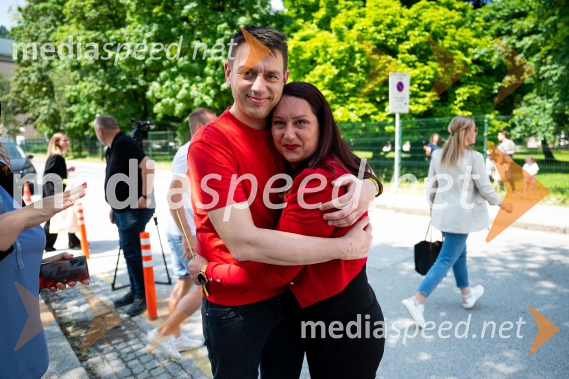  Rok Terkaj - Trkaj, raper;  ... Prva 3D zebra v Celju