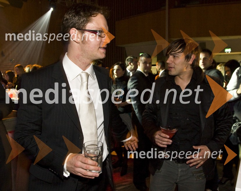 Jurij Zrnec in Lado Bizovičar, voditelja oddaje As ti tud' not paduViktorji 2008, zaključna zabava na Gospodarskem razstavišču