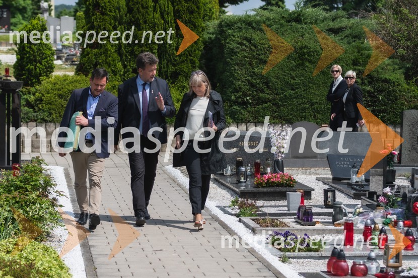  ... ;  Gábor Móczár, generalni direktor, National Heritage Institute of Hungary; mag. Lidija Pliberšek, direktorica, Pogrebno podjetje Maribor d.d.Dnevi dediščine evropskih pokopališč