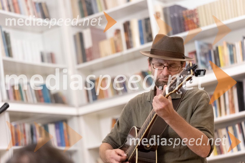  Tadej Vesenjak, glasbenikPodelitev nagrade desetnica 2023