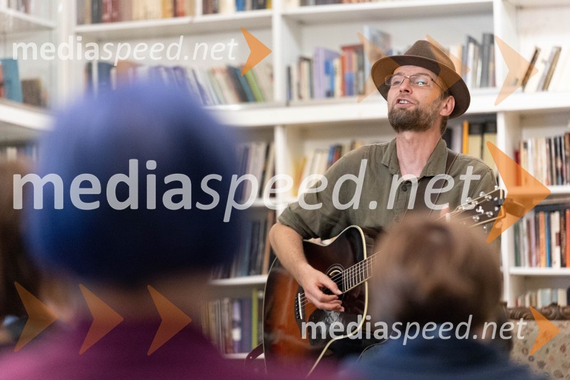  Tadej Vesenjak, glasbenikPodelitev nagrade desetnica 2023