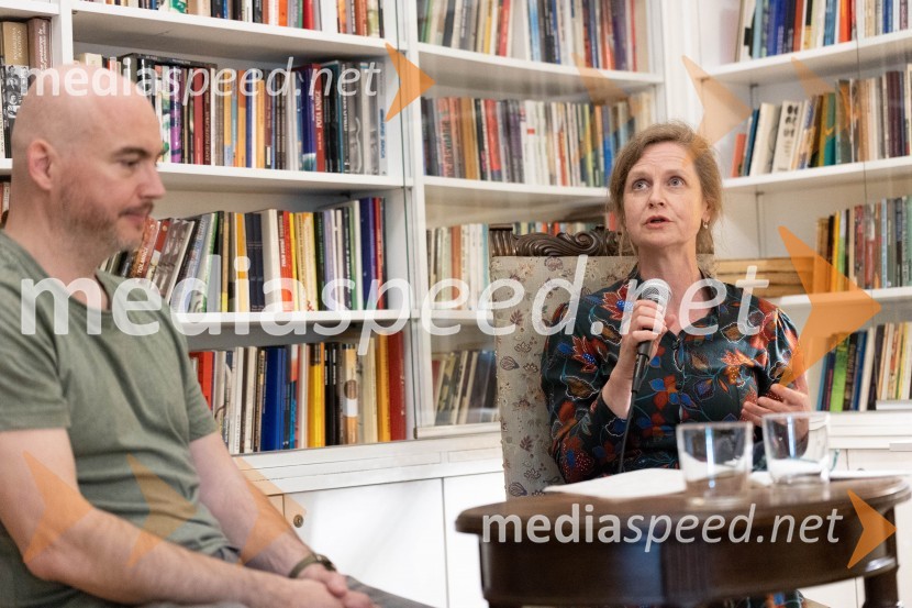 Prof. Dr. Andrej Predin, pisatelj in novinar;  Nataša Konc Lorenzutti, pisateljica, predsednica Sekcije za otroško in mladinsko književnost pri DSPPodelitev nagrade desetnica 2023