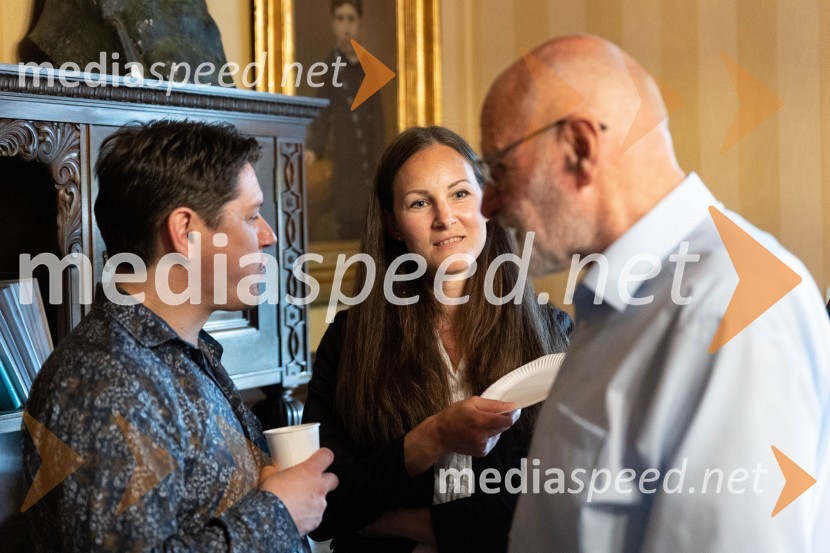  Tina Arnuš Pupis, pisateljica in pesnicaPodelitev nagrade desetnica 2023