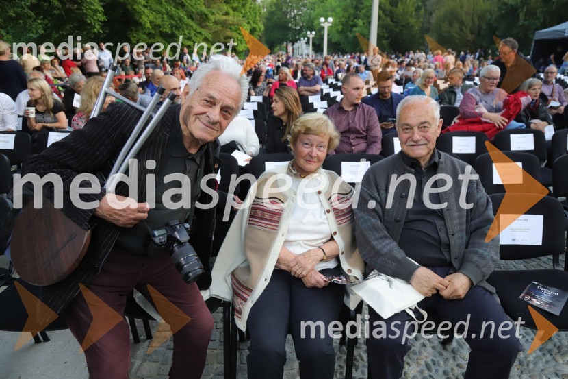  Smiljan Pušenjak, fotograf;  Alojzija Čas Moge;  Rudolf Moge, nekdanji politikOperna noč 2023