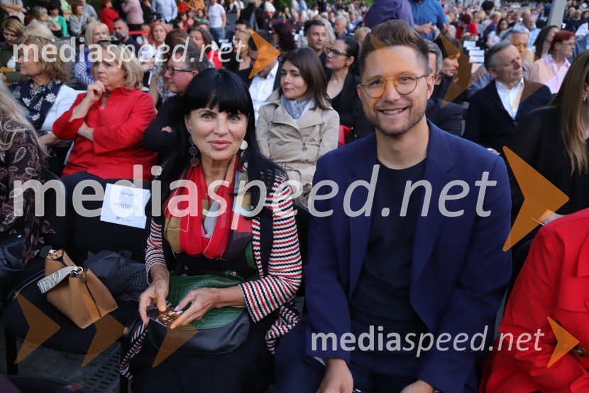 mag.  Helena  Cvikl, predavateljica na Fakulteti za turistične študije;  ... Operna noč 2023