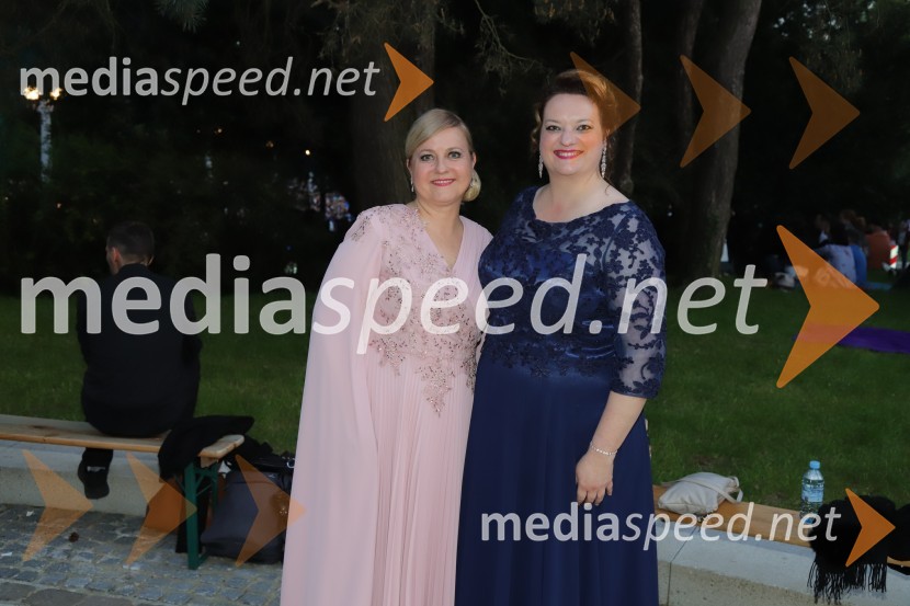  Andreja Zakonjšek Krt, sopranistka;  Rebeka Lokar, operna pevkaOperna noč 2023