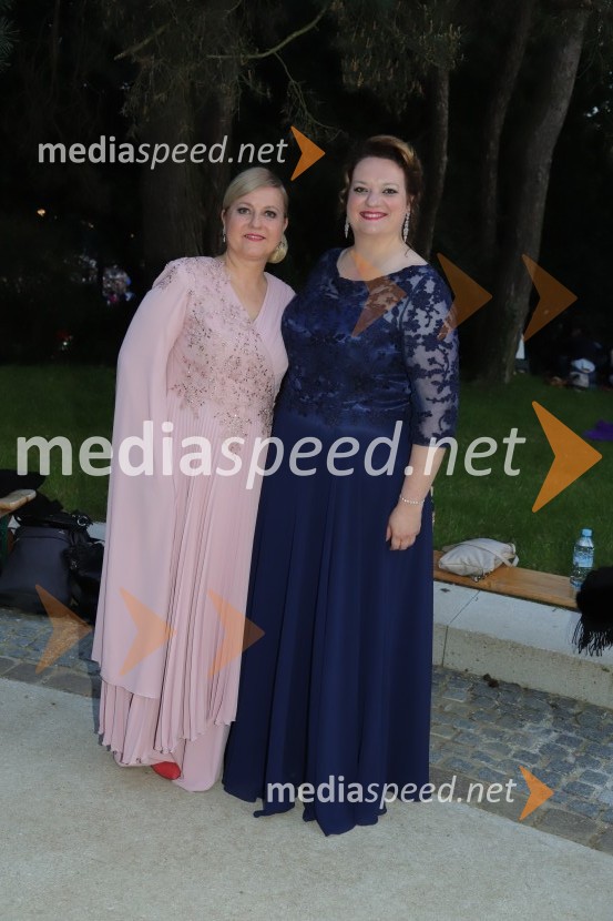  Andreja Zakonjšek Krt, sopranistka;  Rebeka Lokar, operna pevkaOperna noč 2023
