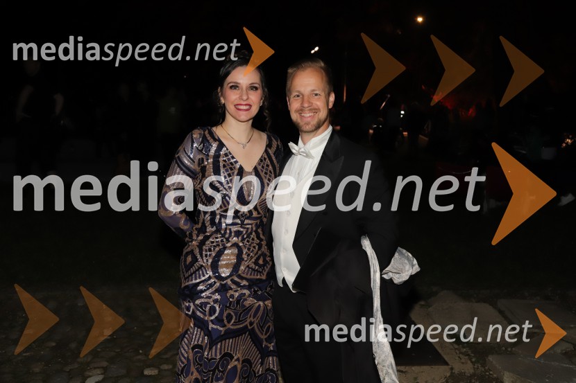  Valentina Čuden, operna pevka;  Martin Sušnik, operni solistOperna noč 2023