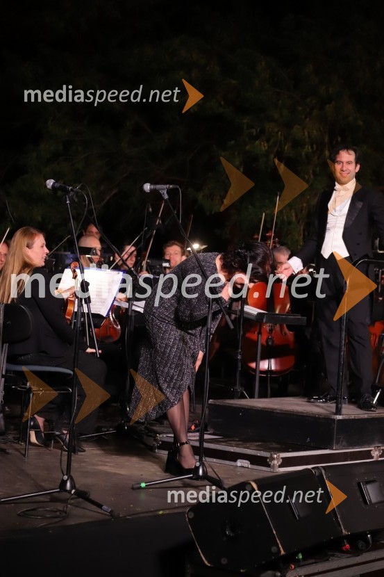  Irena  Petkova, operna pevka;  Simon Krečič, umetniški direktor Opere SNG MariborOperna noč 2023