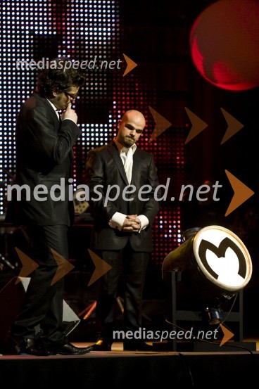 Voditelja Igor Karas in Jure Bračič (Slon in Sadež)  	Viktorji 2008, dogajanje na odru in v dvorani