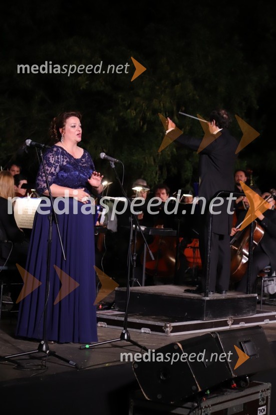  Rebeka Lokar, operna pevka;  Simon Krečič, umetniški direktor Opere SNG MariborOperna noč 2023