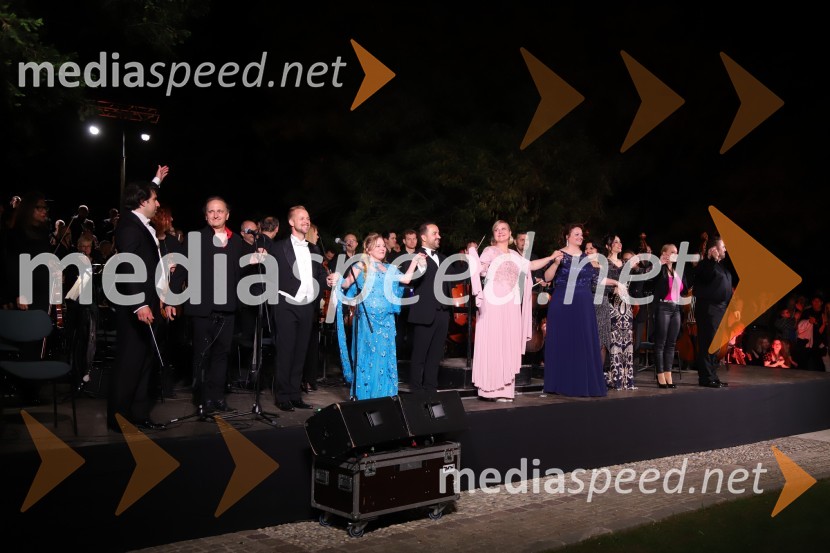  Simon Krečič, umetniški direktor Opere SNG Maribor;  ... ;  Martin Sušnik, operni solist;  Petya Ivanova, operna solistka;  Tim Ribič, tenorist;  Andreja Zakonjšek Krt, sopranistka;  Rebeka Lokar, operna pevka;  Irena  Petkova, operna pevka;  Sabina  Cvilak, operna pevka;  Jaki Jurgec, operni solistOperna noč 2023