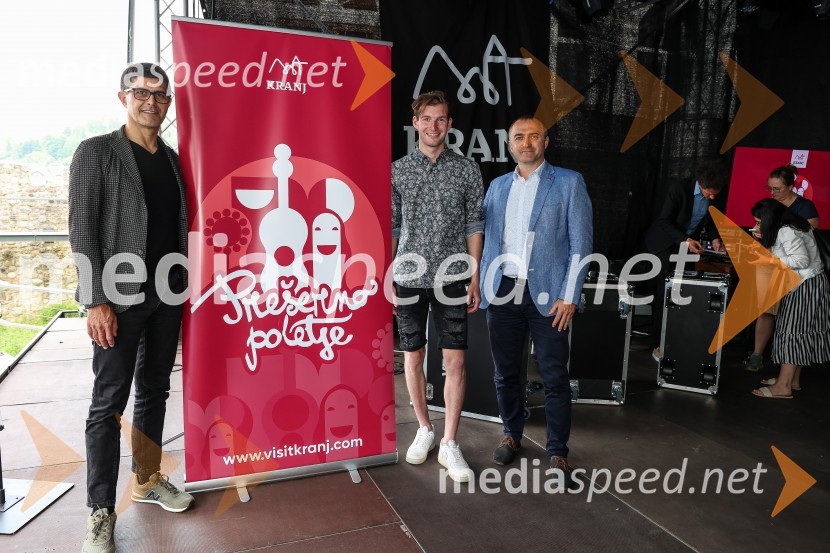  Matjaž Rakovec, župan Mestne občine Kranj;  Žiga  Jelar, smučarski skakalec;  Klemen Malovrh, direktor, Zavod za turizem KranjPrešerno poletje 2023, novinarska konferenca