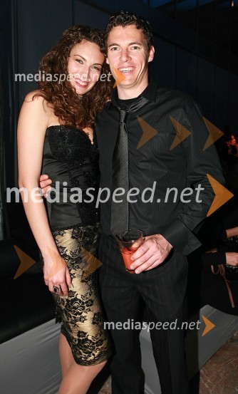 Vasilij Žbogar, jadralec in njegovo dekle Maja BedalovViktorji 2008, zaključna zabava na Gospodarskem razstavišču