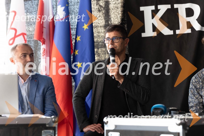  Klemen Malovrh, direktor, Zavod za turizem Kranj;  Matjaž Rakovec, župan Mestne občine KranjPrešerno poletje 2023, novinarska konferenca
