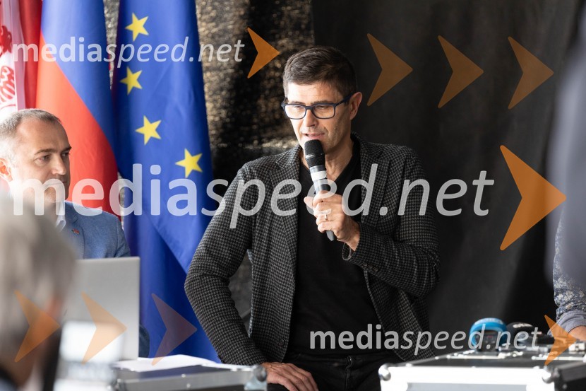  Matjaž Rakovec, župan Mestne občine KranjPrešerno poletje 2023, novinarska konferenca