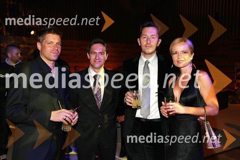 Valentin Hajdinjak, nekdanji tiskovni predstavnik Vlade RS, Roman Rep, namestnik direktorja podjetja Delo revije, Gregor Virant, nekdanji minister za javno upravo, s soprogo BojanoViktorji 2008, zaključna zabava na Gospodarskem razstavišču