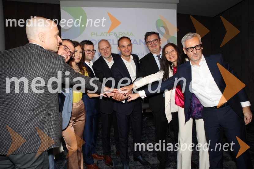 red. prof. dr.  Igor Masten, EF UL;   Matej Avbelj, profesor evropskega prava na Novi univerzi;  Eva Irgl, poslanka SDS;  Rok Ravnikar, zdravnik;  Mitja Čander, direktor, Beletrina;  Anže Logar, poslanec SDS, predsednik Ljubljanskega odbora SDS;  Mirko Požar, predstavnik ZORG in predsednik Zbornice za gradbeništvo Slovenije; dr.  Romana Jordan, bivša evroposlanka; dr. Jernej Pikalo, profesor, nekdanji minister za izobraževanje iz kvote SDUstanovitvena seja Platforme sodelovanja, Anže Logar