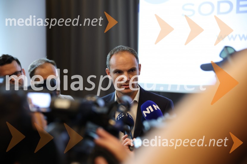  Anže Logar, poslanec SDS, predsednik Ljubljanskega odbora SDSUstanovitvena seja Platforme sodelovanja, Anže Logar