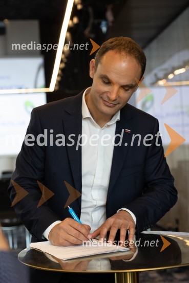  Anže Logar, poslanec SDS, predsednik Ljubljanskega odbora SDSUstanovitvena seja Platforme sodelovanja, Anže Logar