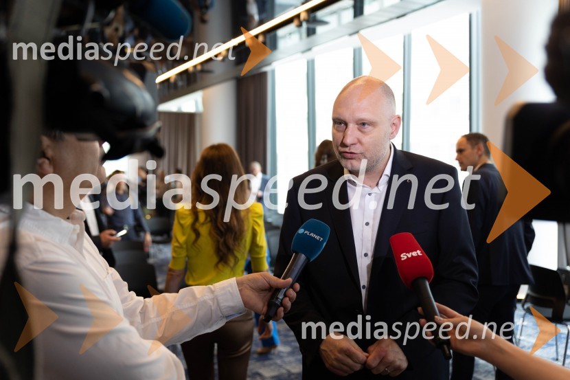  Mitja Čander, direktor, BeletrinaUstanovitvena seja Platforme sodelovanja, Anže Logar