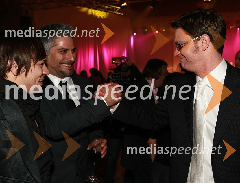 Sebastijan Cavazza, igralec in Lado Bizovičar ter Jurij Zrnec, voditelja oddaje As ti tud' not paduViktorji 2008, zaključna zabava na Gospodarskem razstavišču