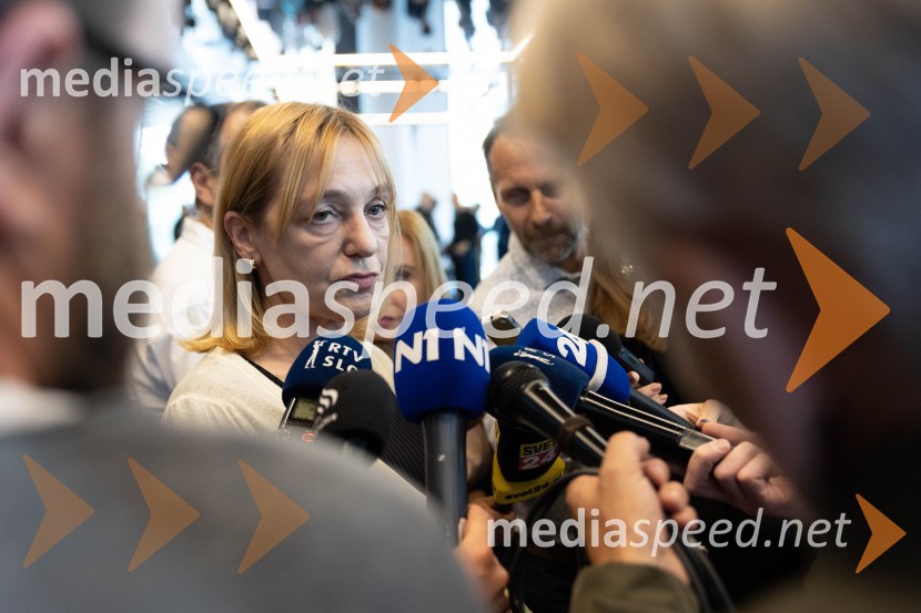 dr. Alja  Brglez, šefinja kabineta bivšega predsednika RSUstanovitvena seja Platforme sodelovanja, Anže Logar