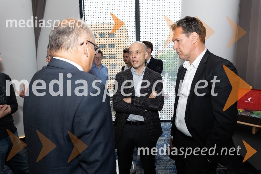  ... ; red. prof. dr.  Igor Masten, EF UL;  ... Ustanovitvena seja Platforme sodelovanja, Anže Logar