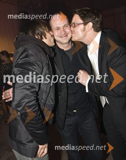 Lado Bizovičar, voditelj oddaje As ti tud' not padu, Igor Gajič, režiser in ko-scenarist oddaje As ti tud not padu, in Jurij Zrnec, igralec in voditelj oddaje As ti tud' not paduViktorji 2008, zaključna zabava na Gospodarskem razstavišču