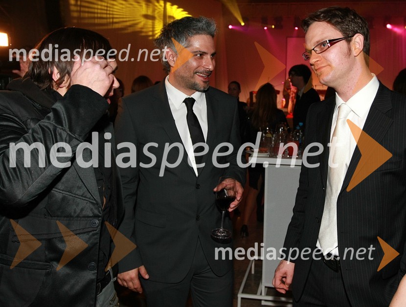 Sebastijan Cavazza, igralec in Lado Bizovičar ter Jurij Zrnec, voditelja oddaje As ti tud' not paduViktorji 2008, zaključna zabava na Gospodarskem razstavišču